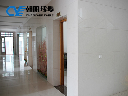 廠(chǎng)房?jī)?nèi)景